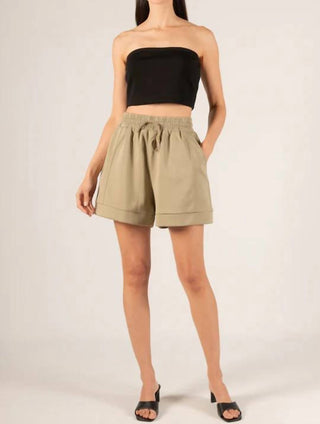 P. Cill - Willa Bandeau