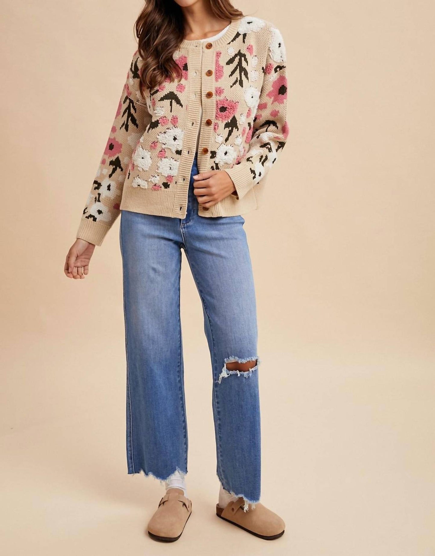 Anniewear - Boucle Floral Cardigan