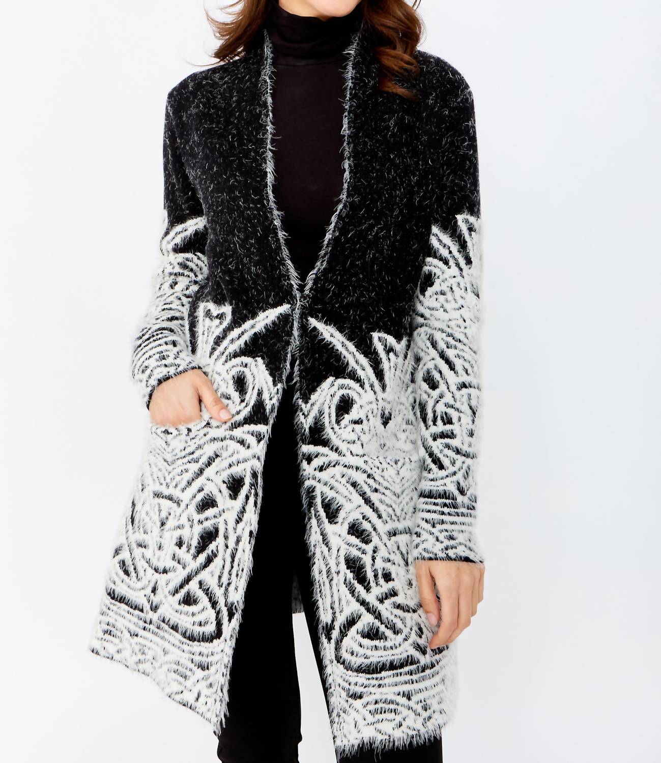Frank Lyman - Casual Abstract Knit Cardigan