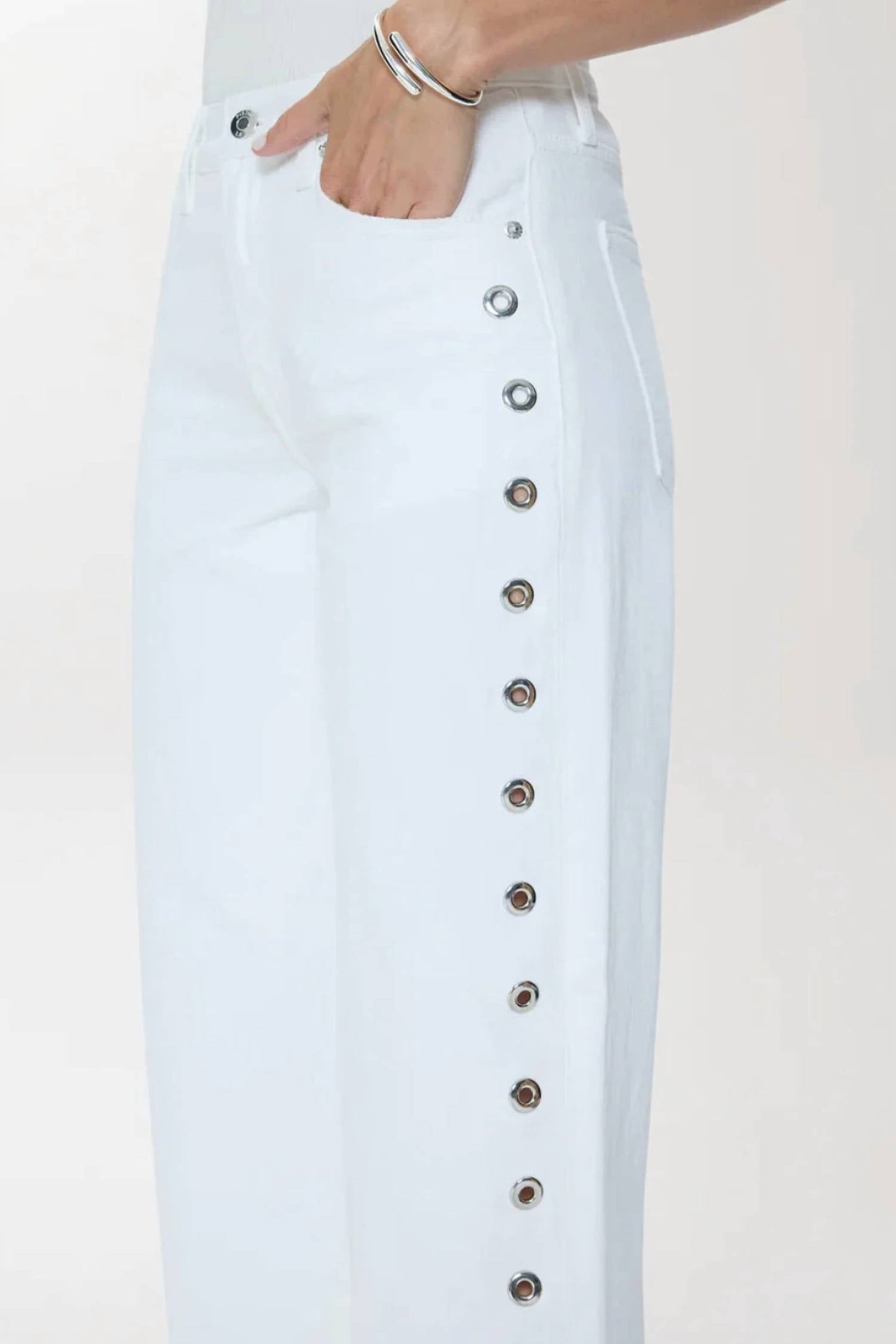 Pistola - Lexi Mid Rise Bowed Straight Jean