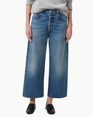 Cidadãos da Humanidade - Calça Jeans Crop Ayla Raw Hem
