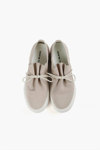 All Black - Women's Gathered Sneaker