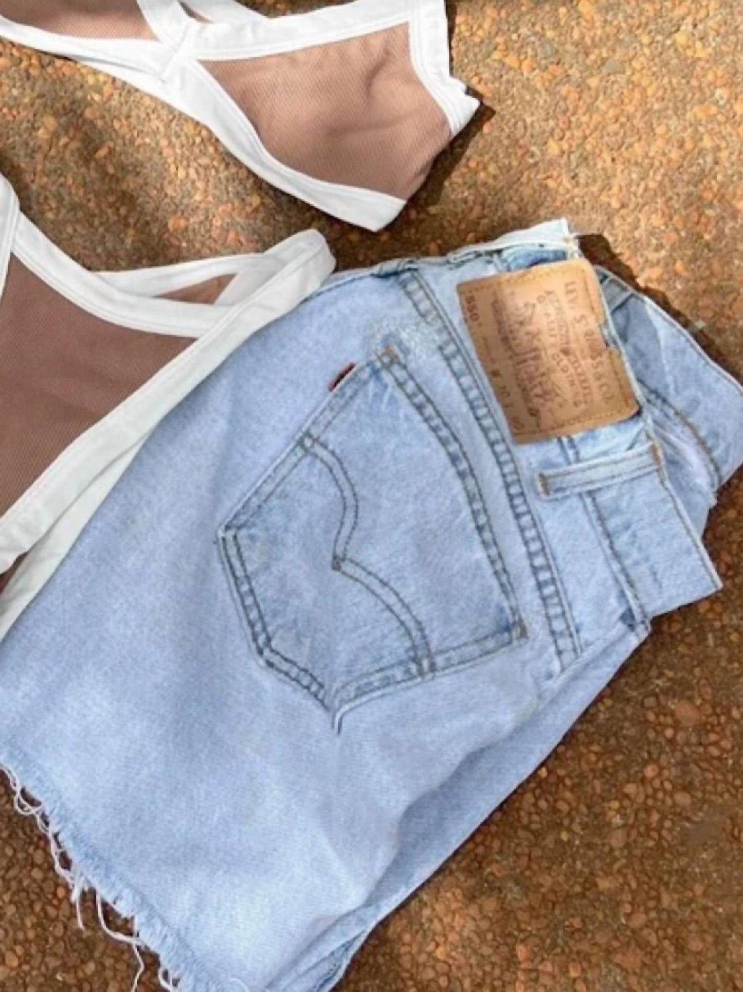 Aligrace - Classic Relaxed Short
