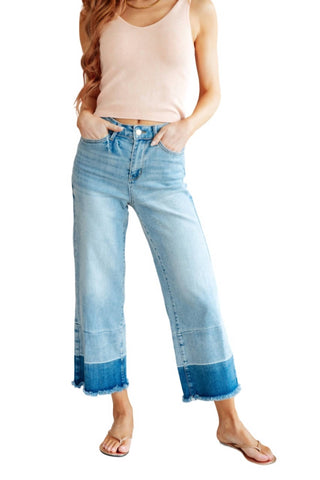 Judy Blue - Calça jeans cropped de cintura alta e perna larga