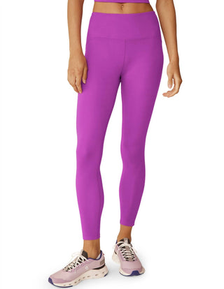Além do Yoga - Legging Midi de Cintura Alta Powerbeyond Strive