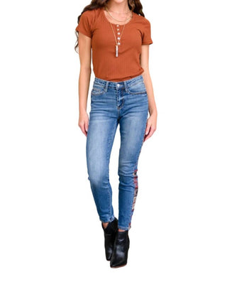 Judy Blue - Calça jeans relaxada com estampa western
