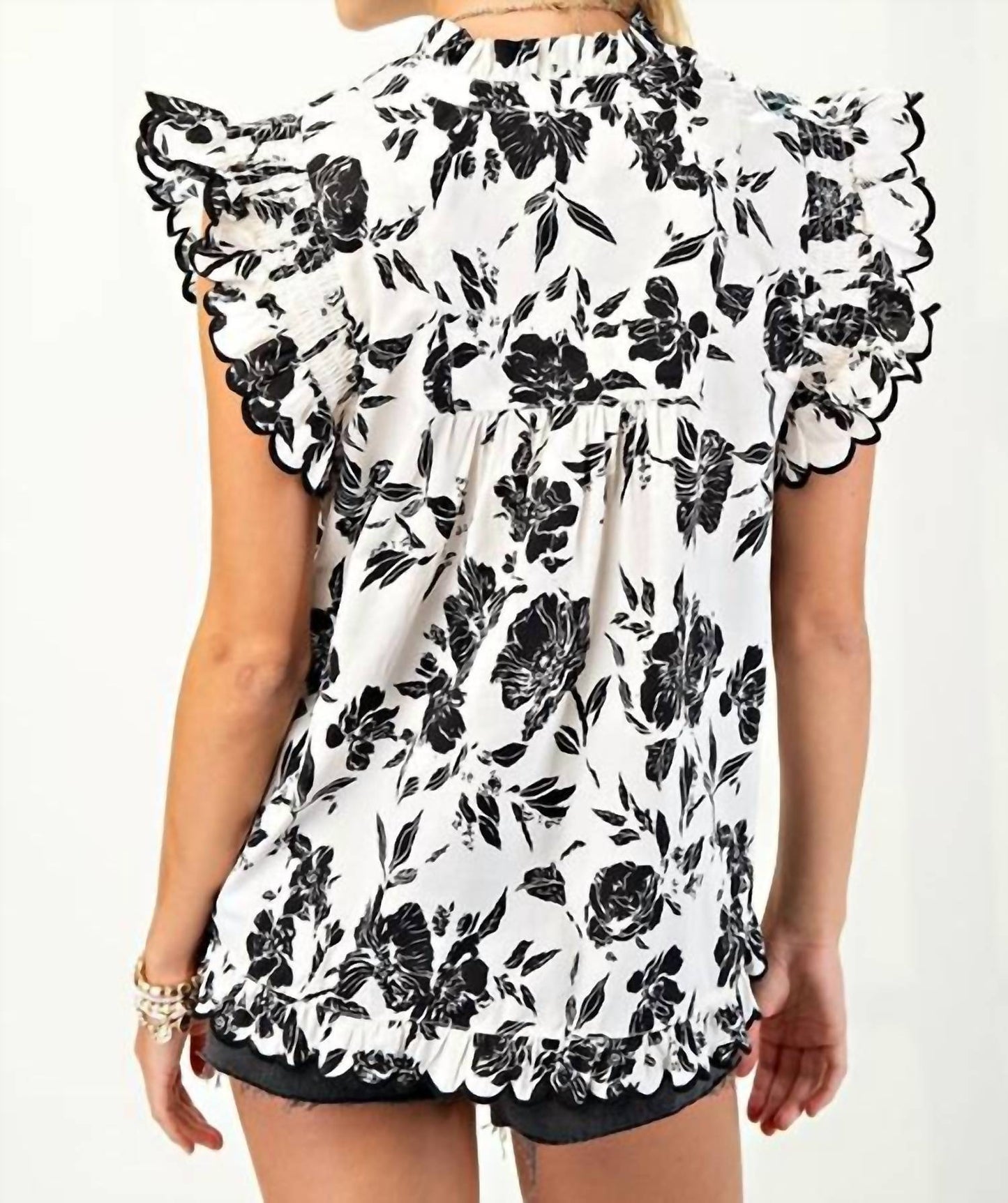 Gigio - V-neck Top With Ruffle Sleeves Top