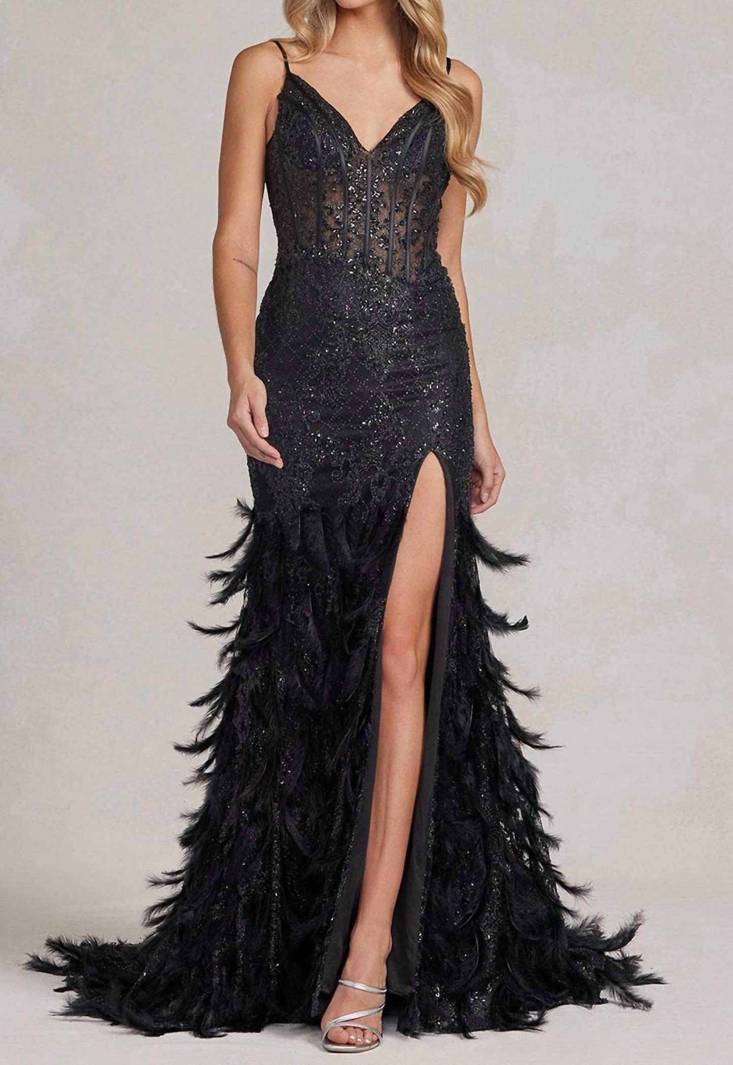 Nox Anabel - Fitted Feather Maxi Prom Dress