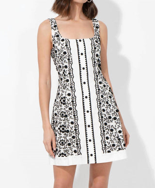 Adelyn Rae - Vestido curto bordado floral Kya