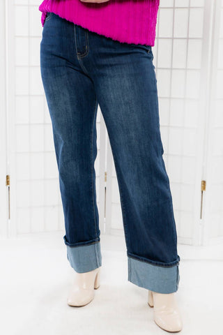 Q2 - Calça jeans Saylor reta com punho e cintura alta