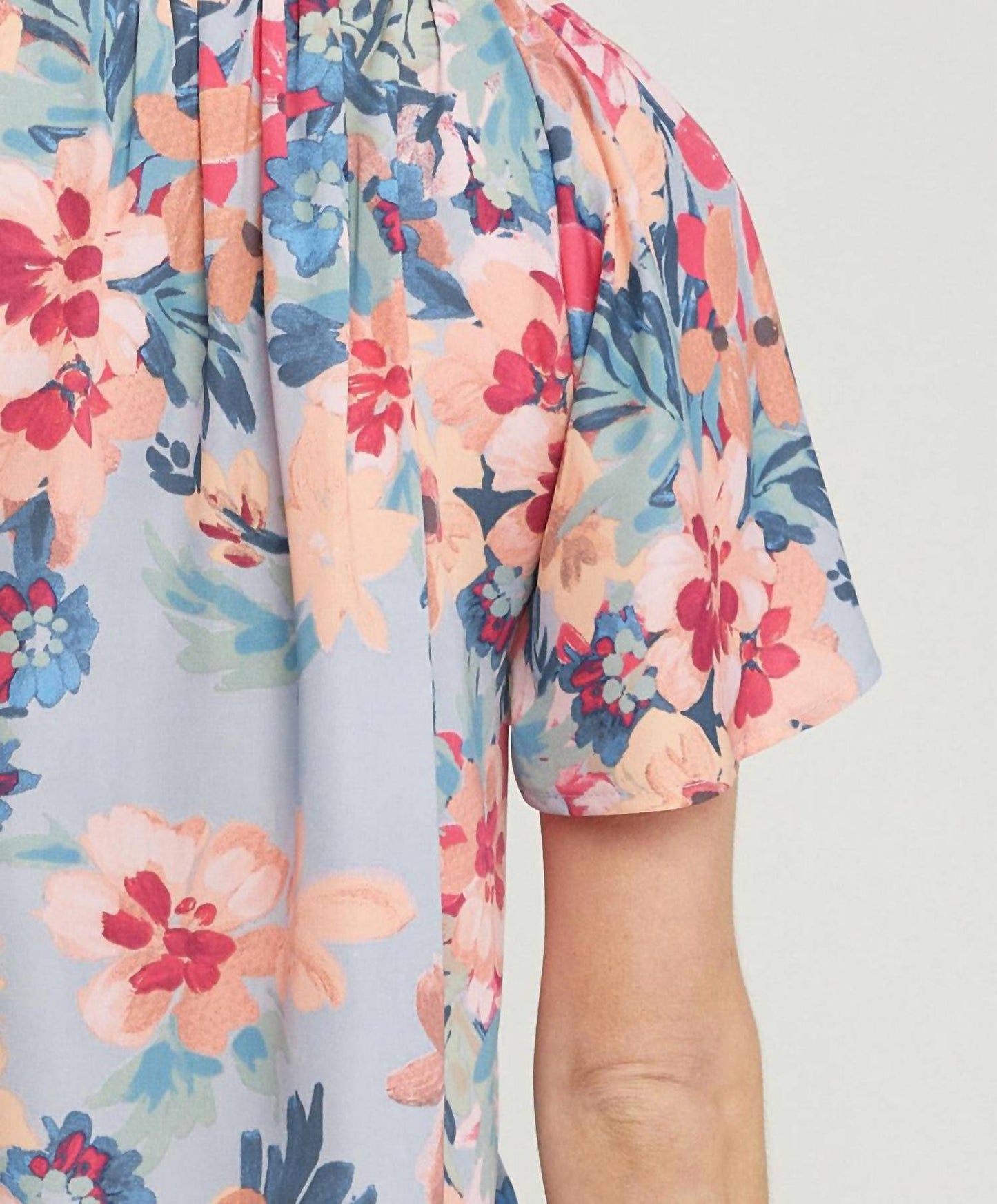 Entro - Floral Potter Sleeve Shirt