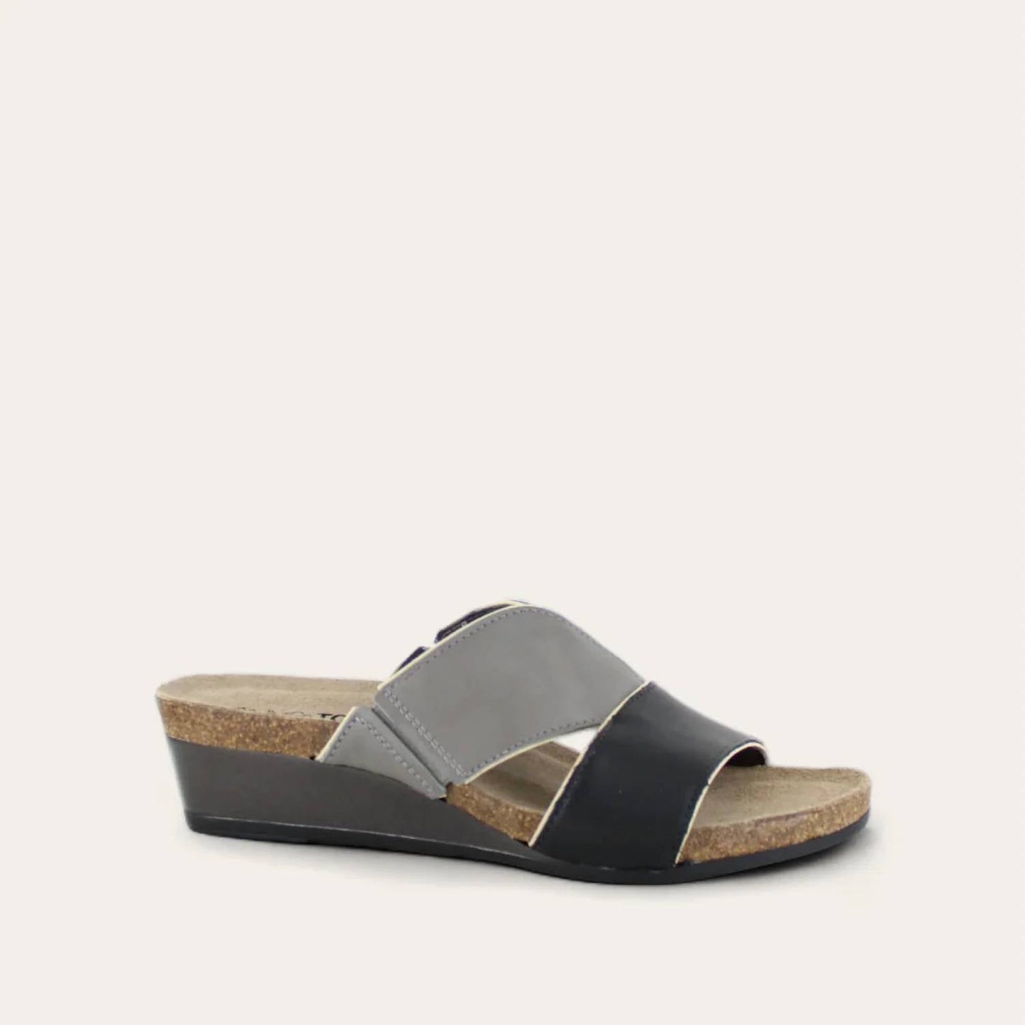 Naot - Women Tiara Wedge