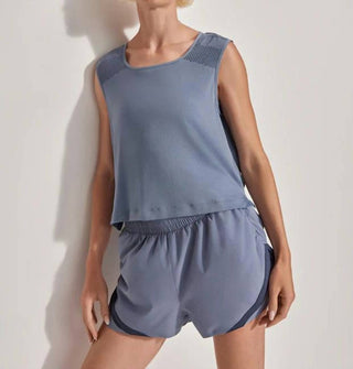 Varley - Nova Regata Crop Sem Costura