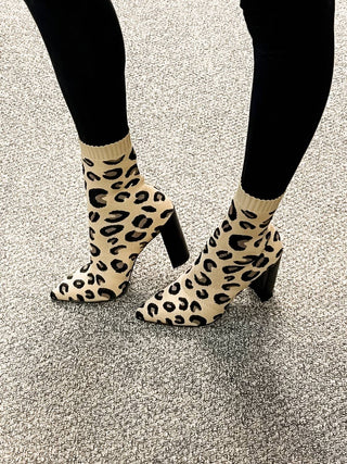 Chinese Laundry - Bota Raine Leopard Feminina