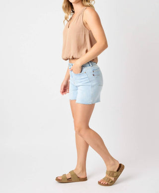 Judy Blue - Shorts de cintura alta com destroy nas costas