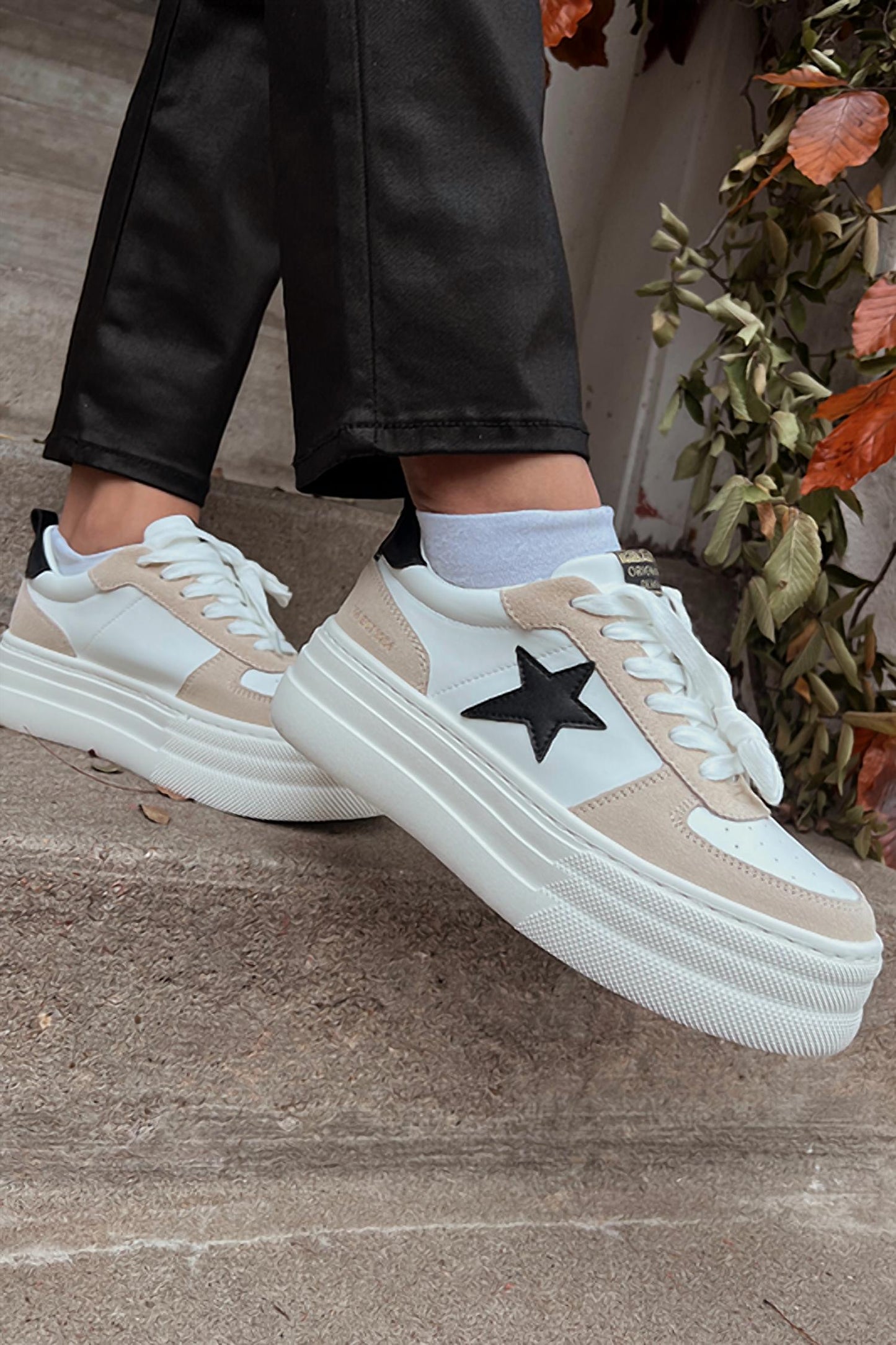 Vintage Havana - Women's Hunter Platform Sneakers