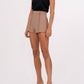 Nonchalant Label - Hedda Short