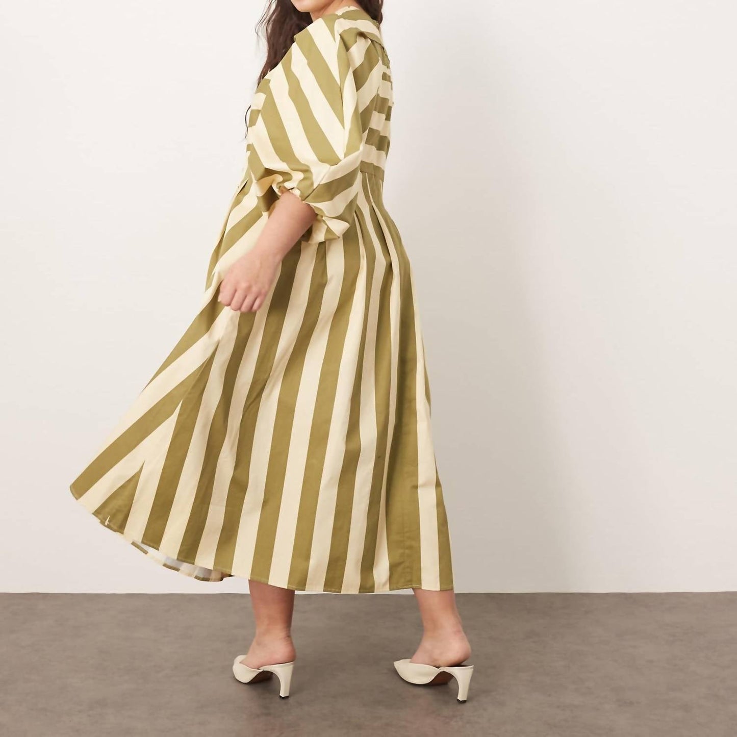 Arrange - Curve Full Pleat Striped Midi Dress
