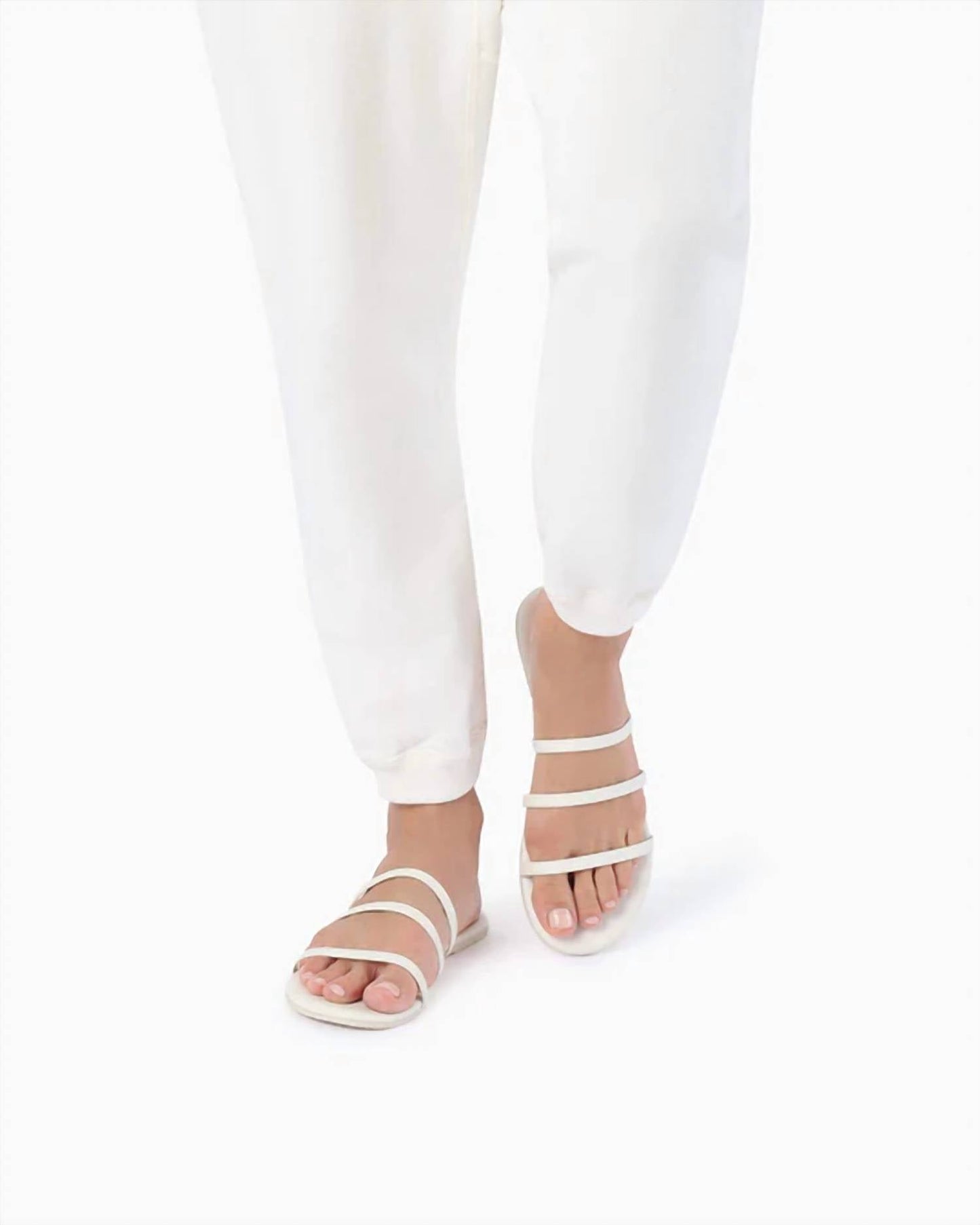 Tkees - Sandália de couro Emma feminina