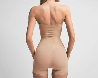 Skims - Body curto sem alças e sem costura