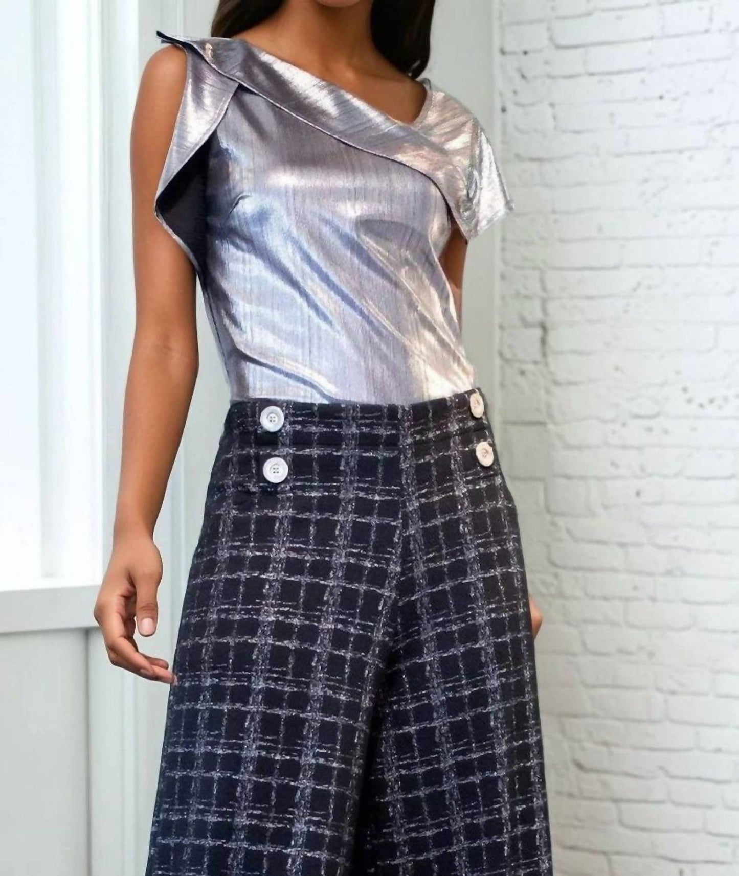 Eva Franco - Xena Metallic Top