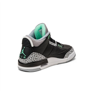 Nike - Tênis de basquete infantil unissex Air Jordan 3 Retro (GS)