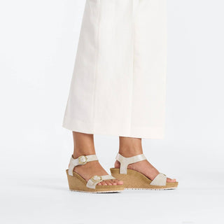 Birkenstock - Women's Soley Ring-buckle Leather Wedge Sandal - Narrow