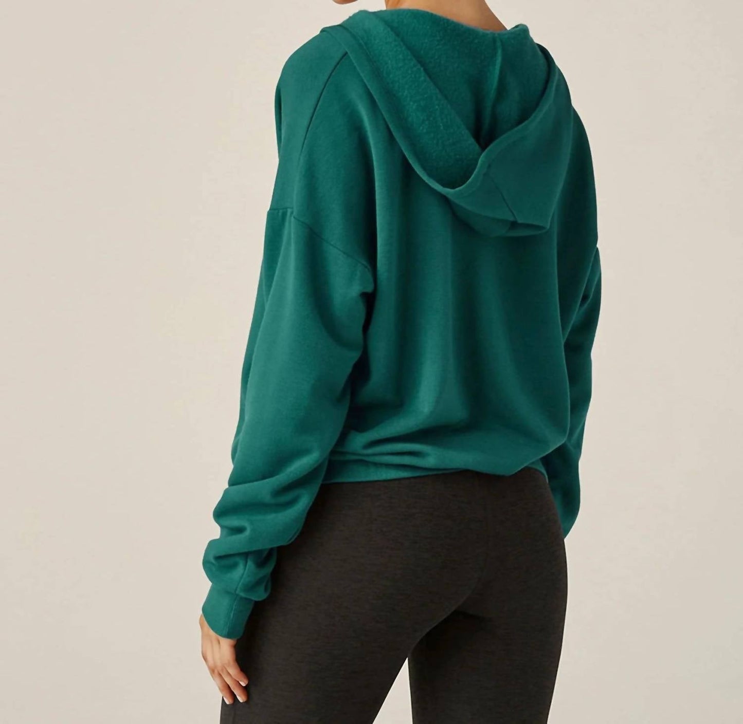 Além do Yoga - Suéter Cross Your Heart