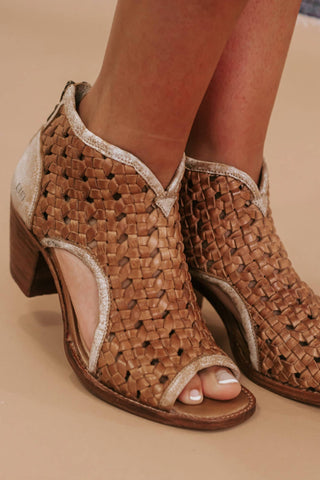 Bedstu - Sandálias femininas peep toe de couro trançado