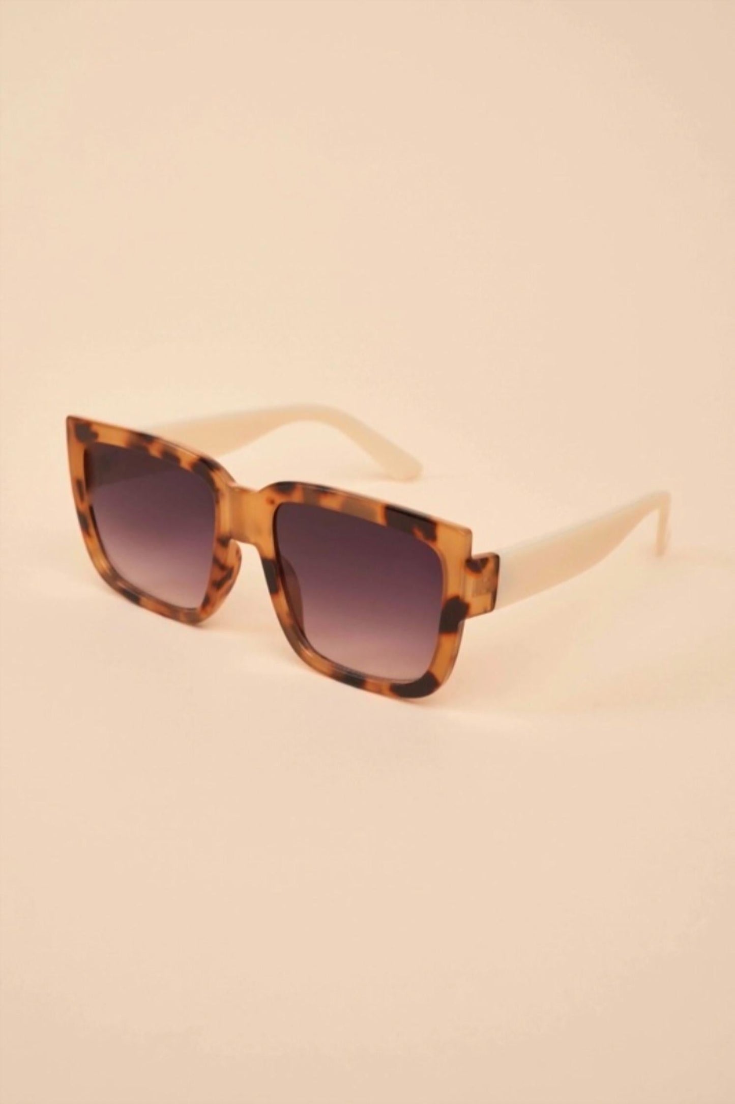 Powder Design Inc - Women's Luxe Ellery Sunglasses