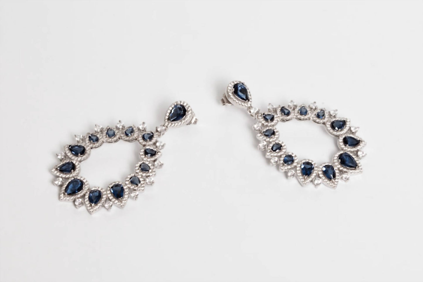 Avenue Chic - Women's Statement Teardrop Earrings