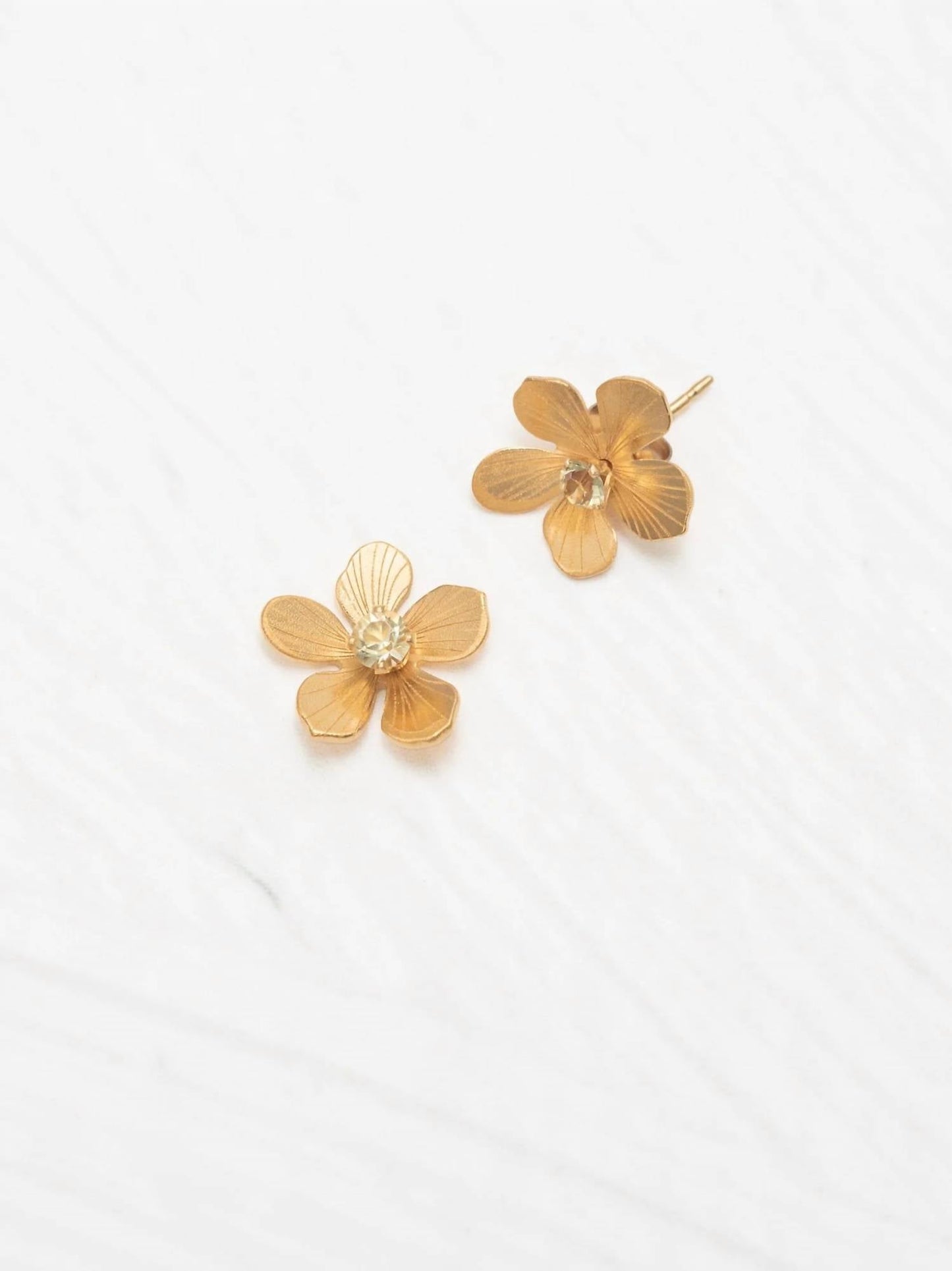 Holly Yashi - Women's Petite Plumeria Post Earrings