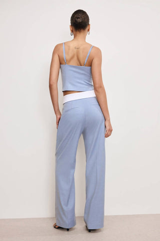 Good American - Calça dobrável de sarja