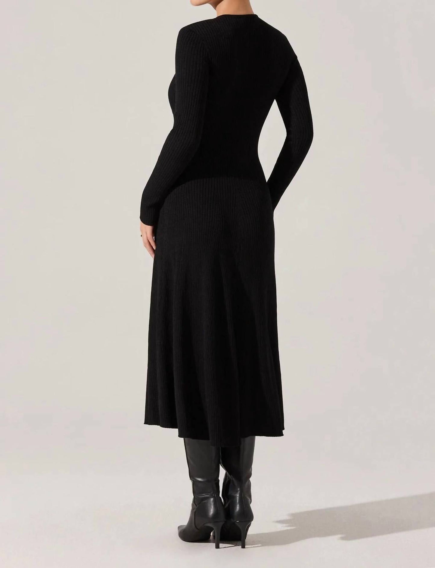 Astr - Fallyn Sweater Midi Dress
