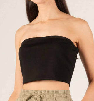 P. Cill - Willa Bandeau