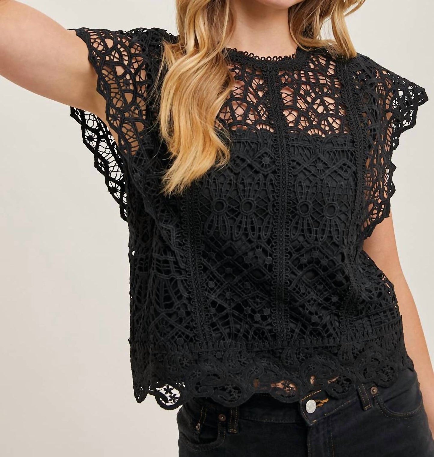 Bluivy - Lace Knitted Sleeveless Crochet Top