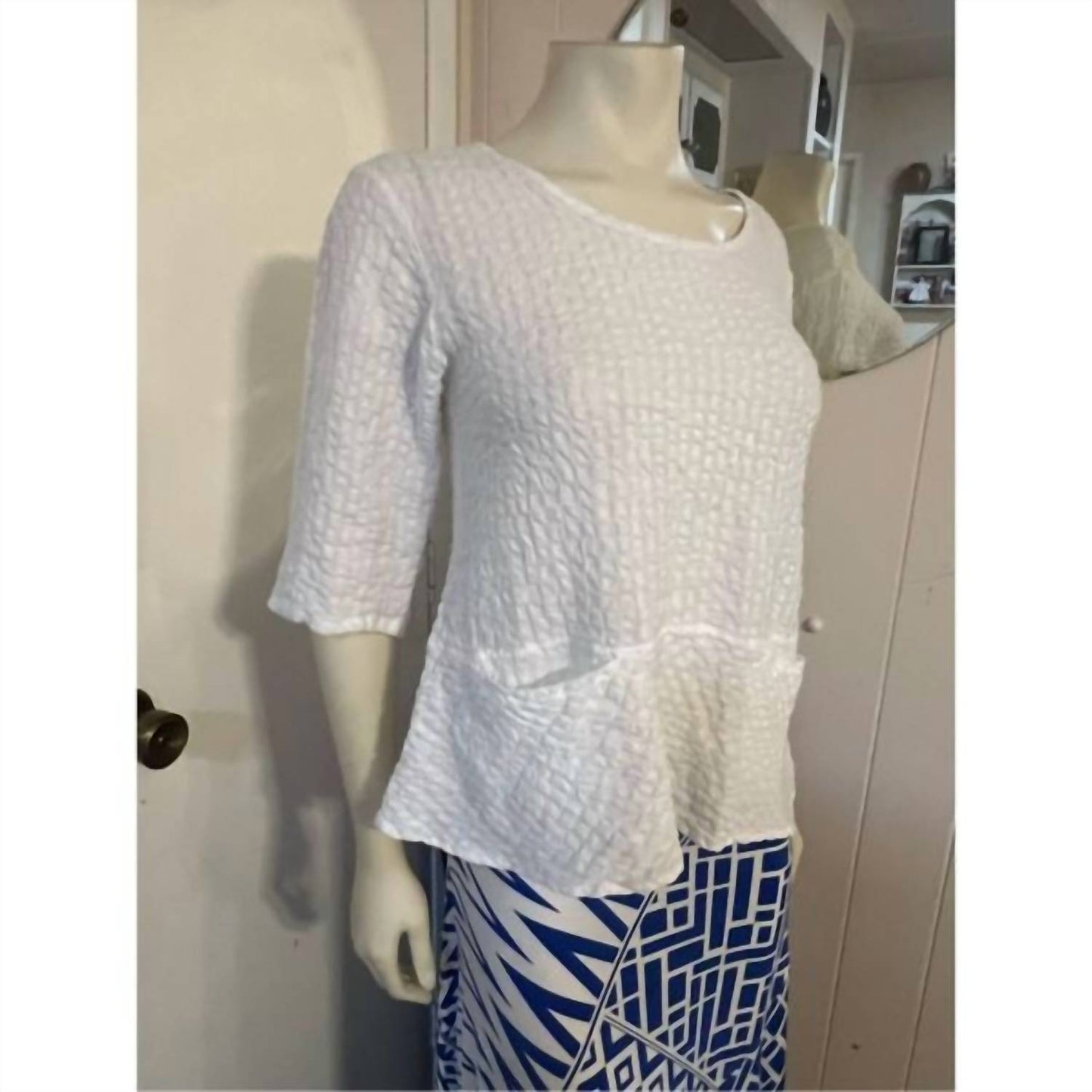 Luna Luz - Women's Rouching Top
