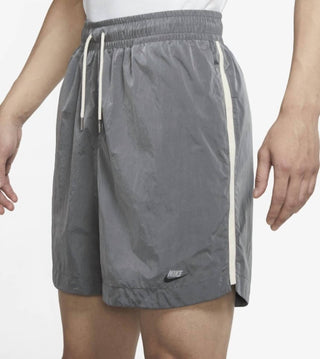 Nike - Shorts Essenciais Estilo Masculino