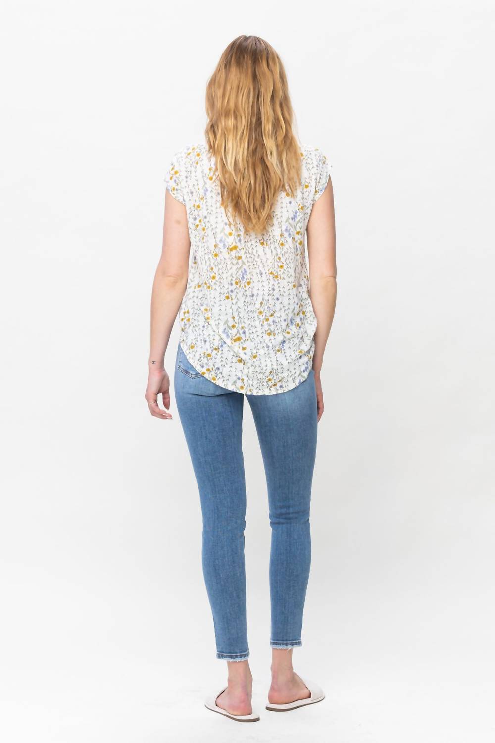 Judy Blue - Mid Rise Vintage Skinny Jeans