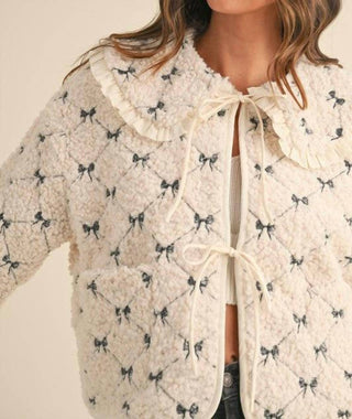 Mable - Bow Embroidered Quilted Sherpa Jacket