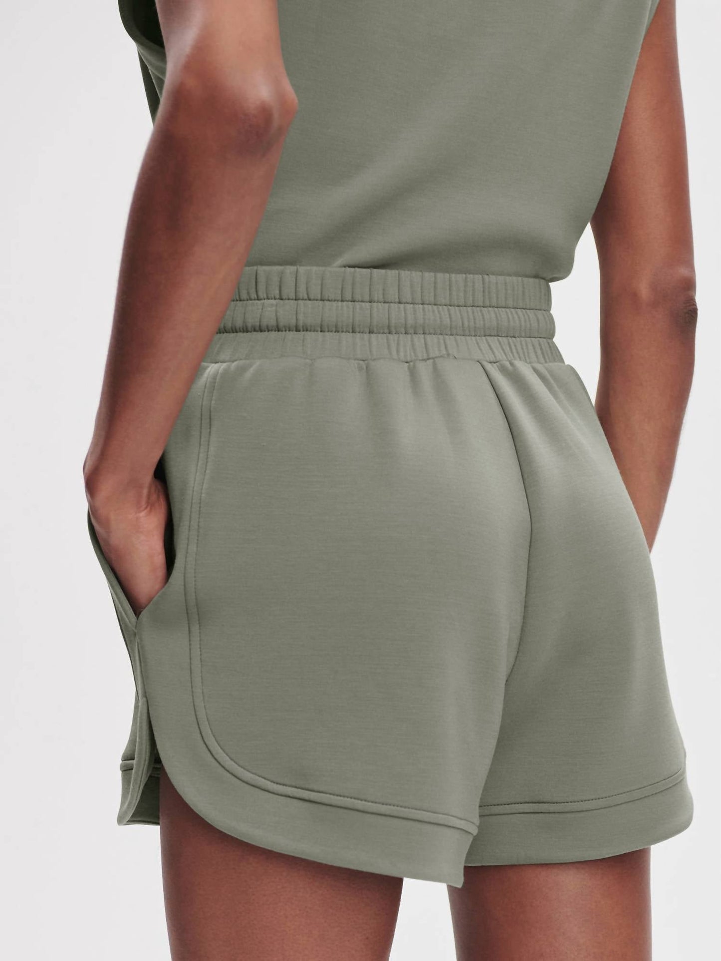 Varley - Ollie High Rise Shorts