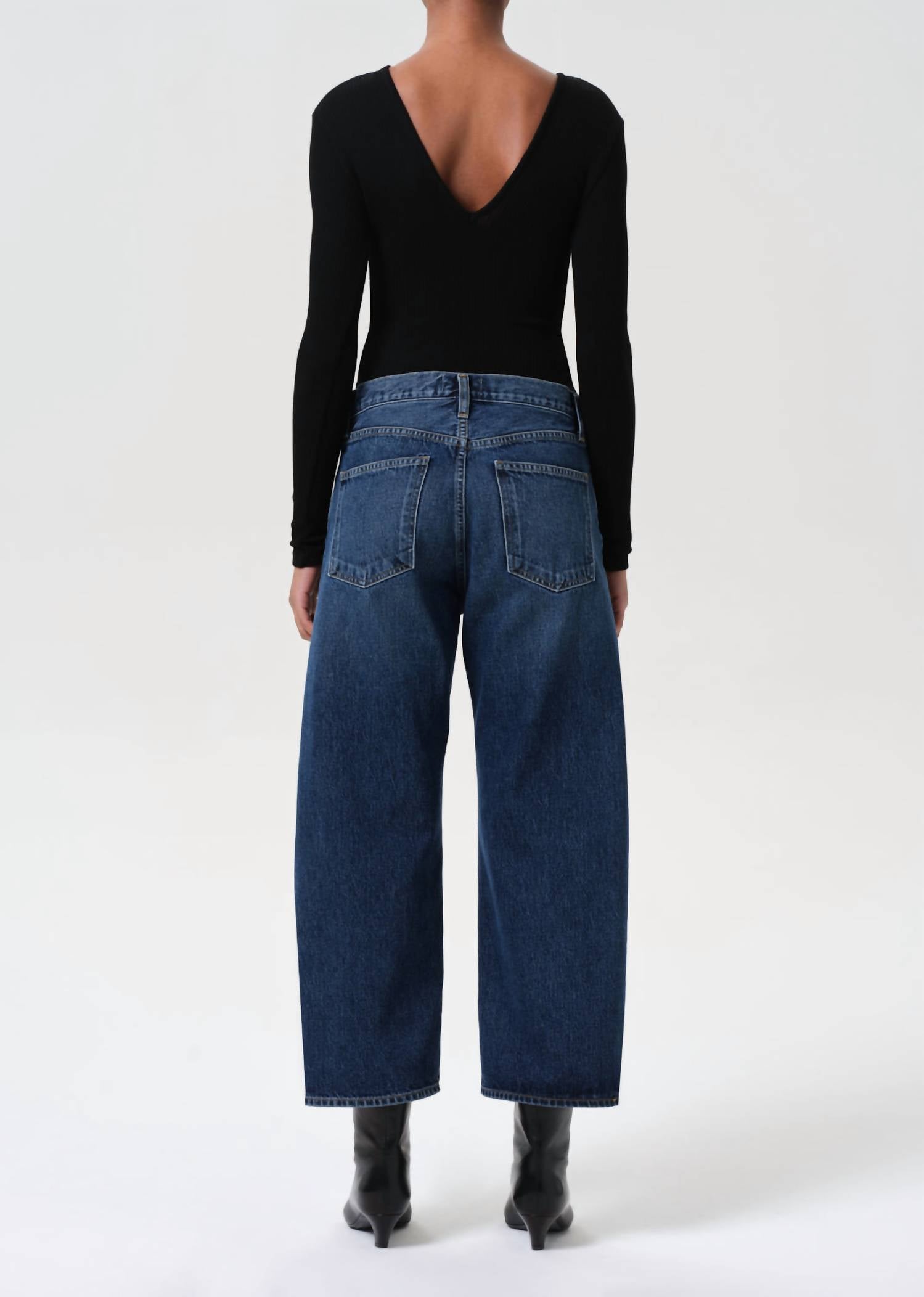 agolde-arc-short-wave-jeans