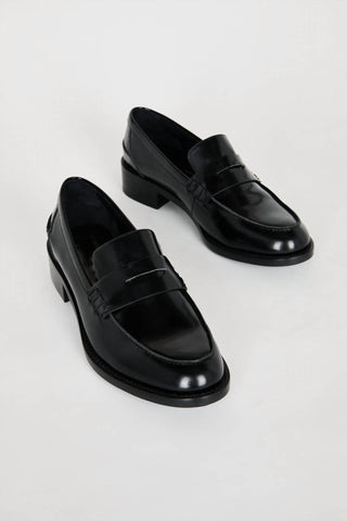 Intentionally Blank - Women's Neighbor Loafer