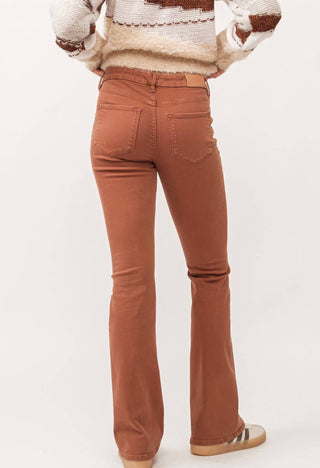 Caro John Denim - Calça Jeans Bootcut Jaxtyn