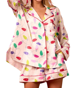 Peach Love - Conjunto de pijama com estampa de luzes de Natal em cetim
