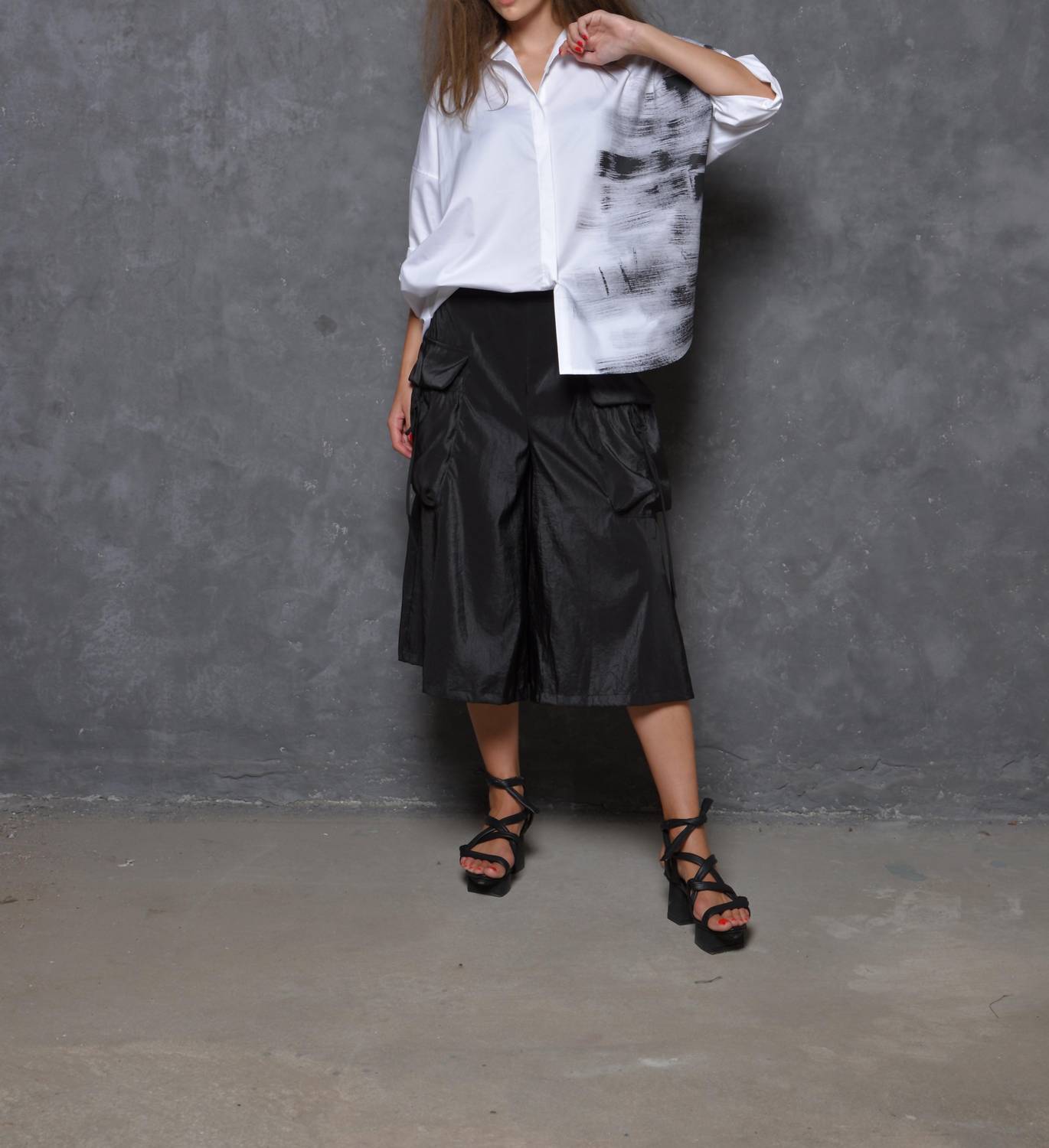 Simply Mila - Stroke Boxy Shirt