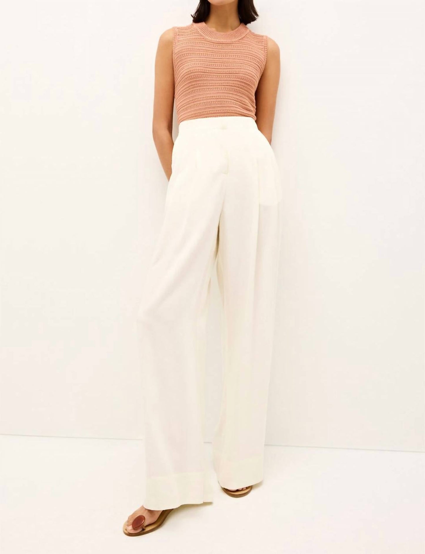Marie Oliver - Nev Crew Neck Top