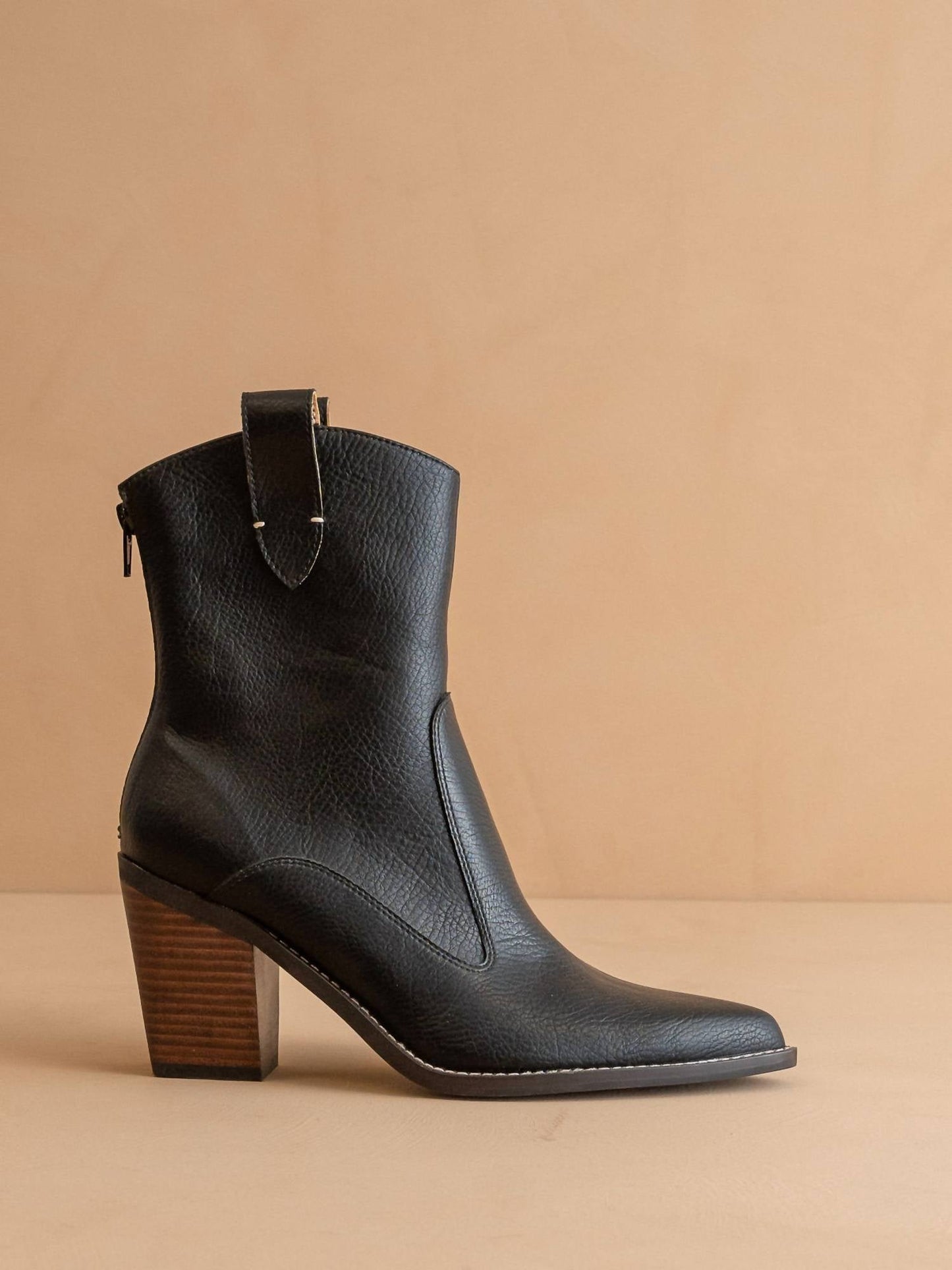 Oasis Society - Women's Tara Two Paneled Western Boot