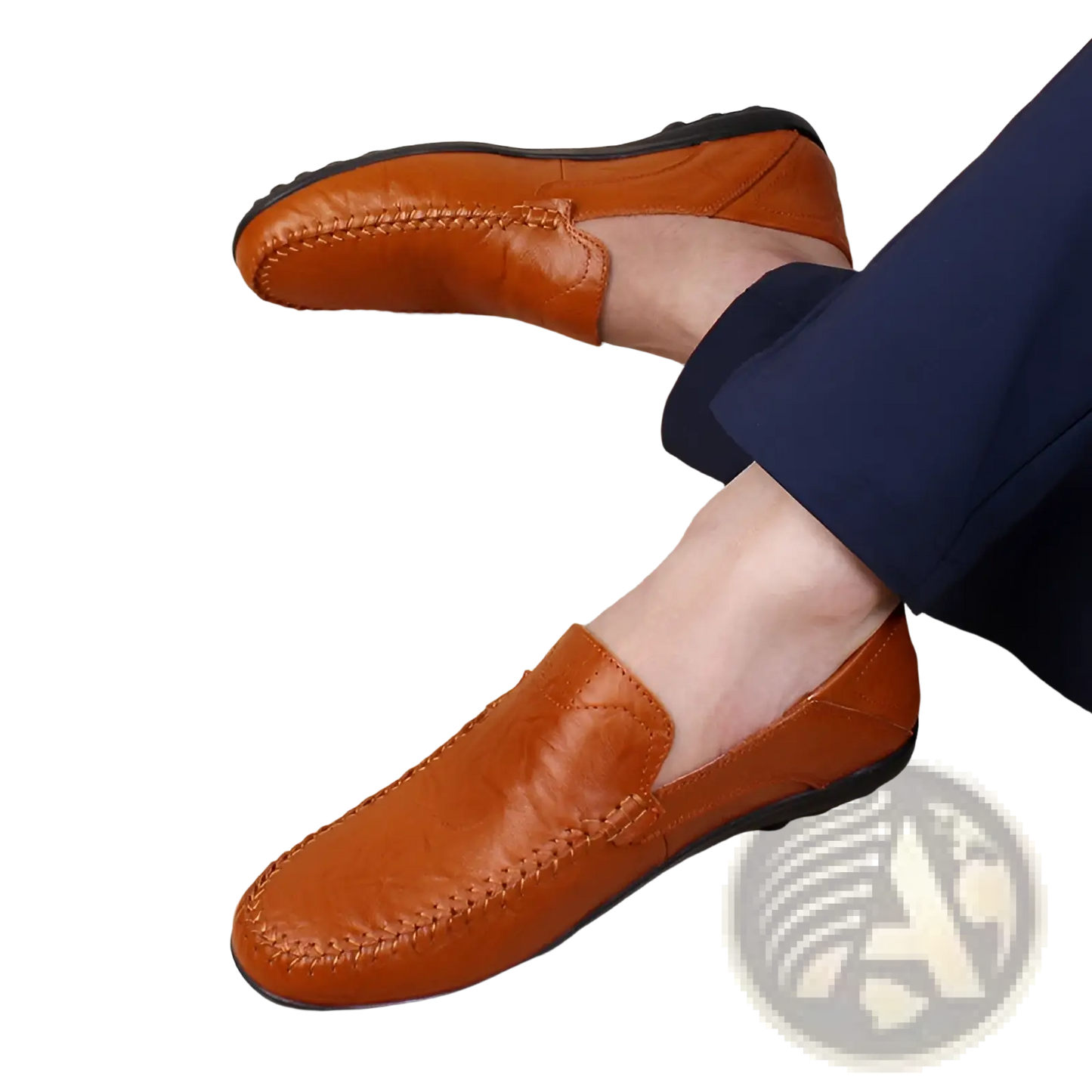 Cowhide Leather Breathable Perforated Gommino Shoes