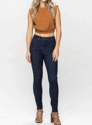 Judy Blue - Calça jeans skinny com controle de barriga e cintura alta e bainha crua